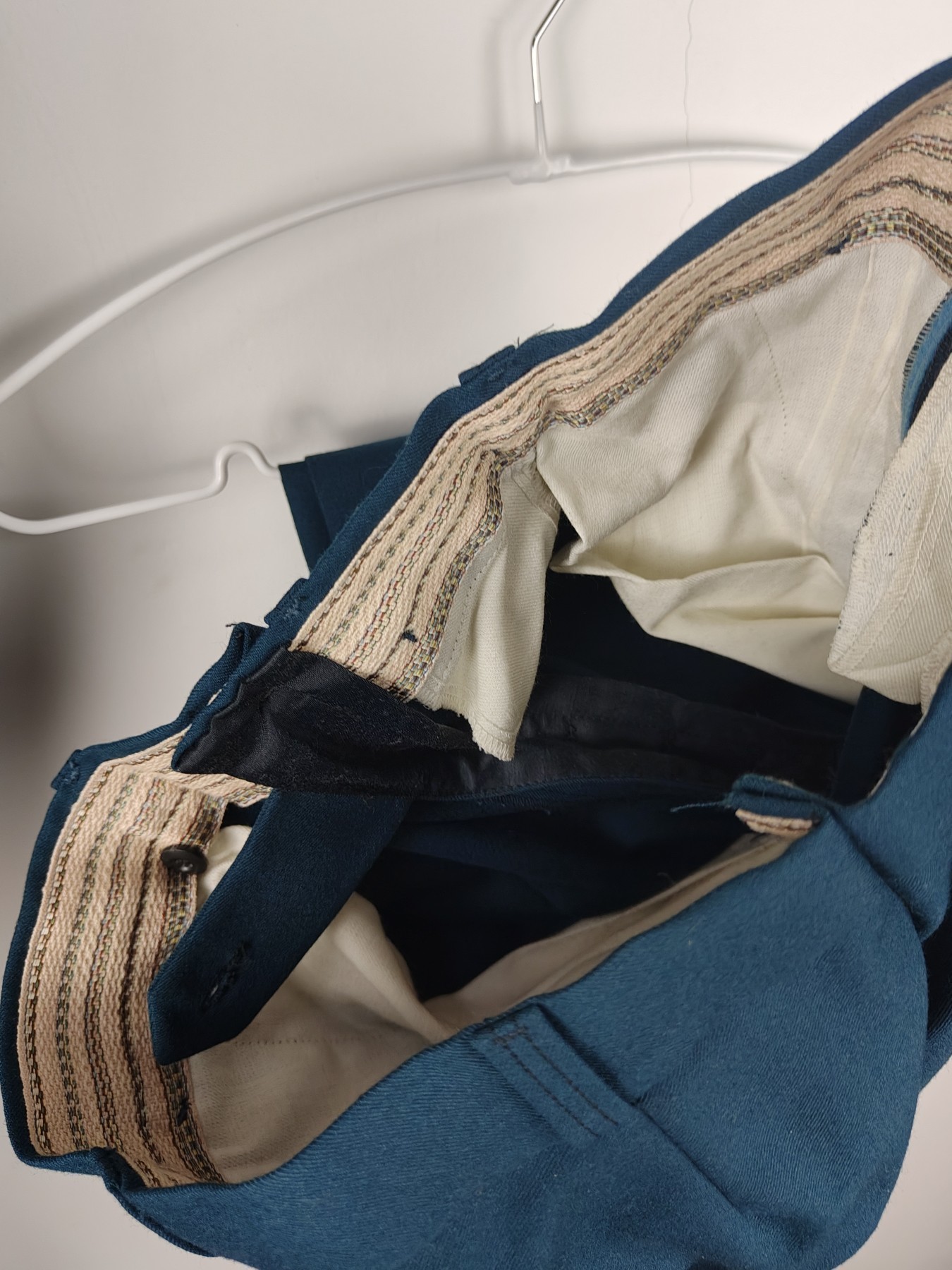 全场0元起拍 第124期 咸鱼国勋章拍卖专场 1月10日（周三）下午6：00开始 保加利亚 社会主义时期 空军上将礼服一套 胸围104 肩宽48 衣长82 袖长69腰围84 裤长120