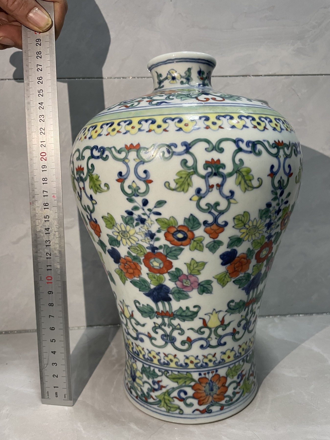 第21场钱币纸币小人书、连环画、瓷器专场 斗彩葫芦瓶一件（大型）