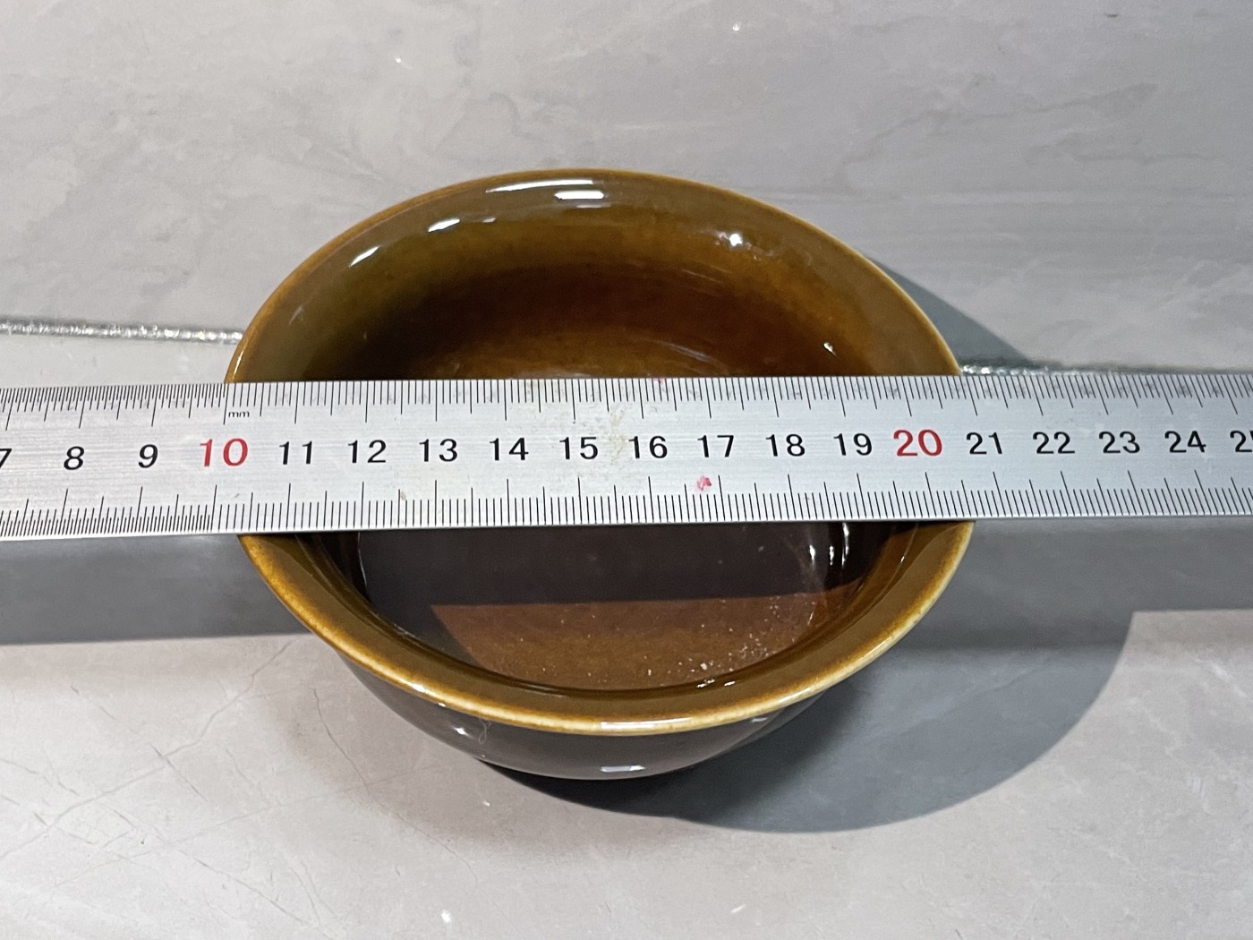 第21场钱币纸币小人书、连环画、瓷器专场 姜色釉水玉碗