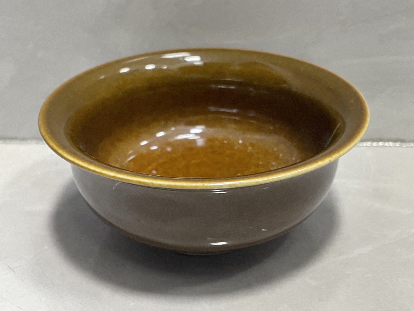 第21场钱币纸币小人书、连环画、瓷器专场 姜色釉水玉碗