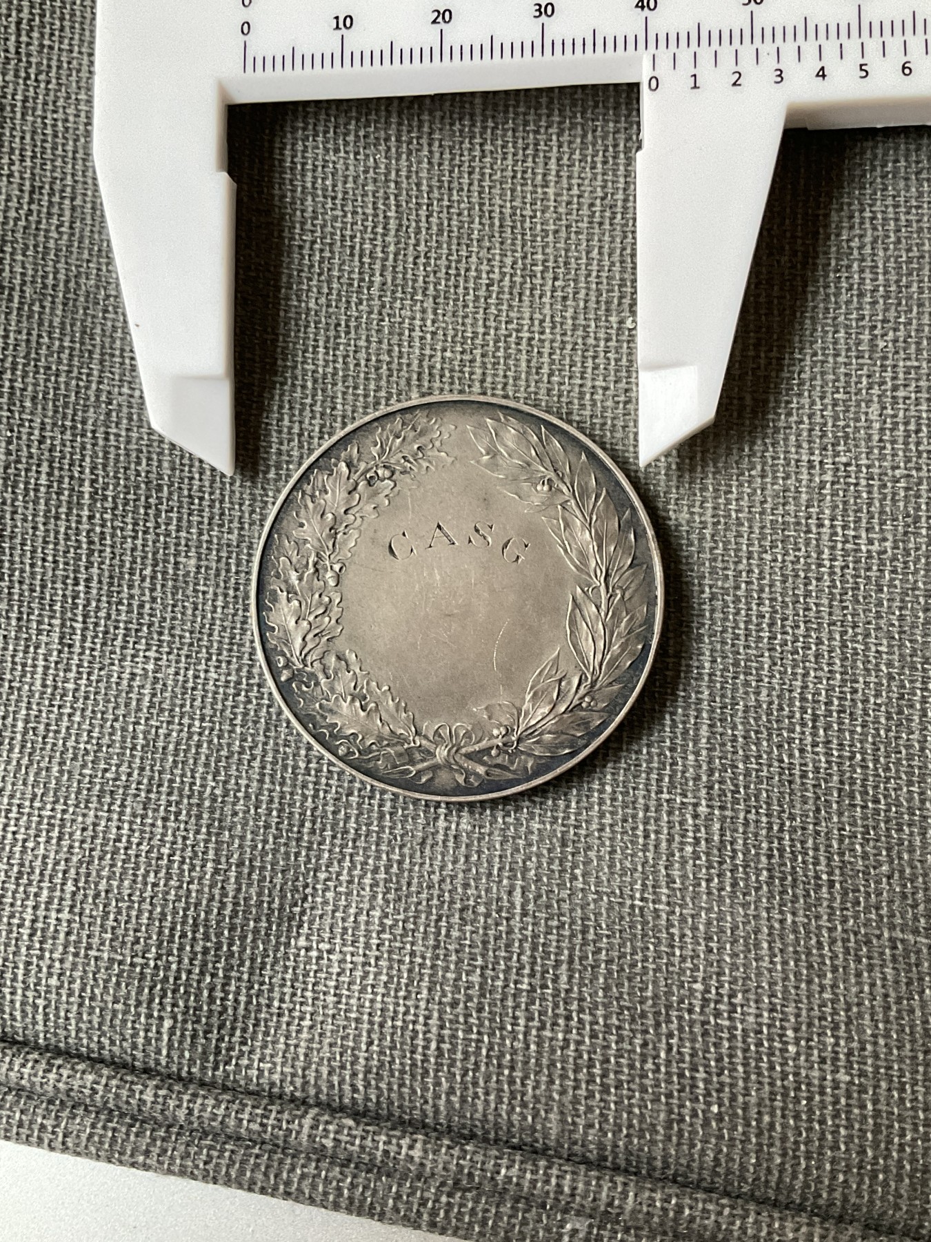 外国章牌硬币混合2024-1-10 戎装玛丽安娜，40mm,29.3g