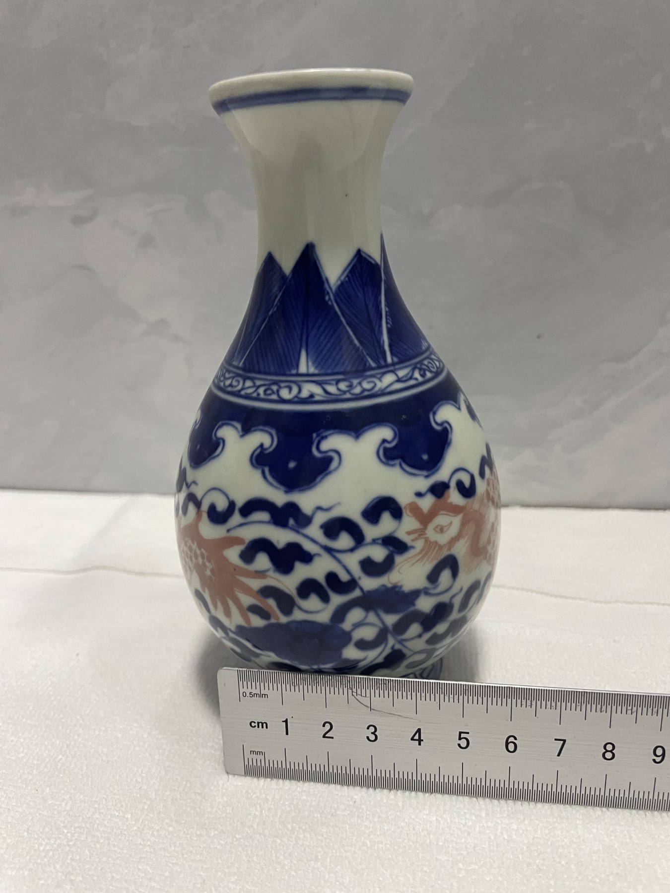第21场钱币纸币小人书、连环画、瓷器专场 聚顺美玉堂制梅瓶一件