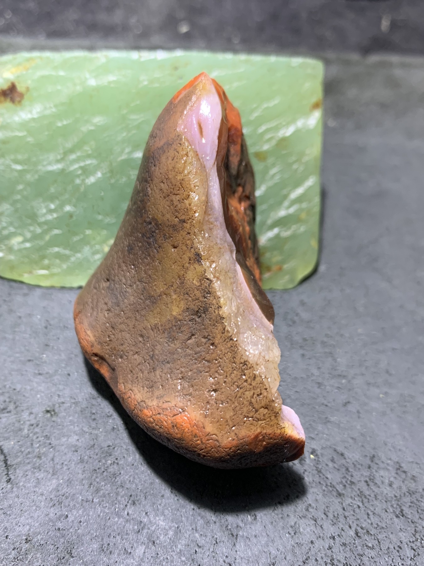 精美原皮冰飘开口料南红玛瑙原石一颗，