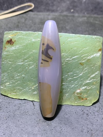 精美高玉化巴西玛瑙随形桶珠一个， - 精美高玉化巴西玛瑙随形桶珠一个，