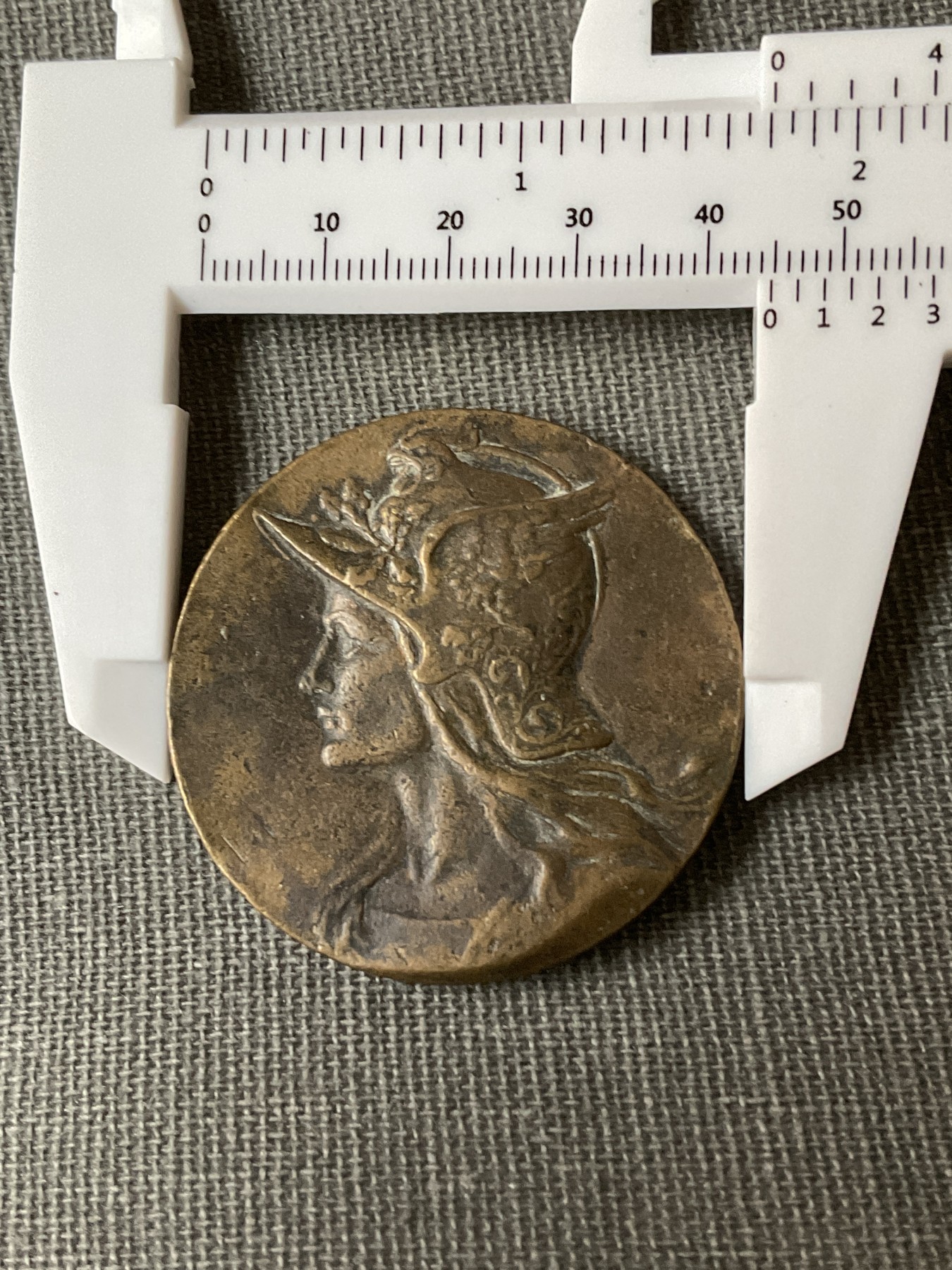 外国章牌硬币混合2024-1-10 法国戎装玛丽安娜45mm，35.5g