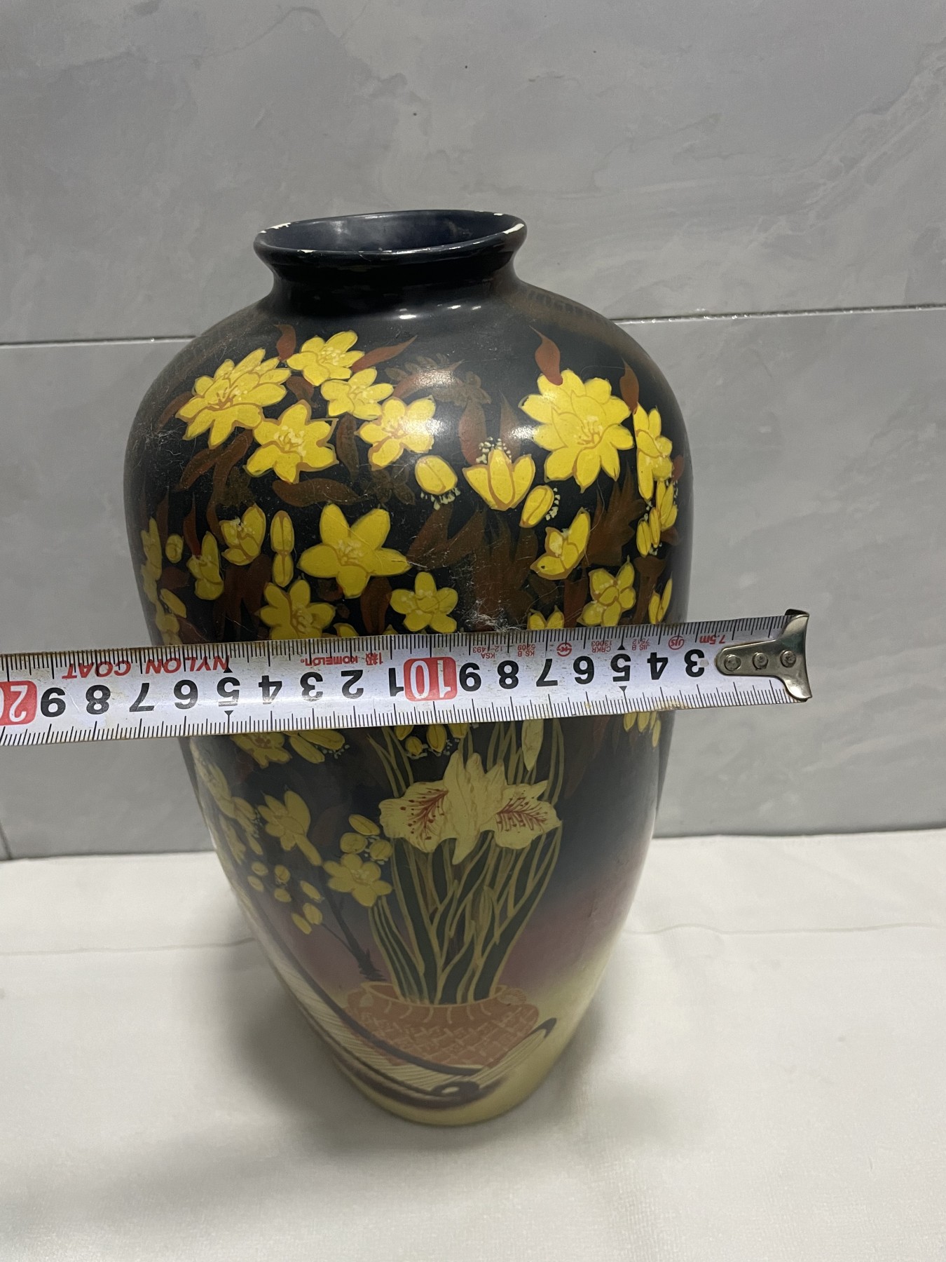 第21场钱币纸币小人书、连环画、瓷器专场 大型富贵花瓶一件
