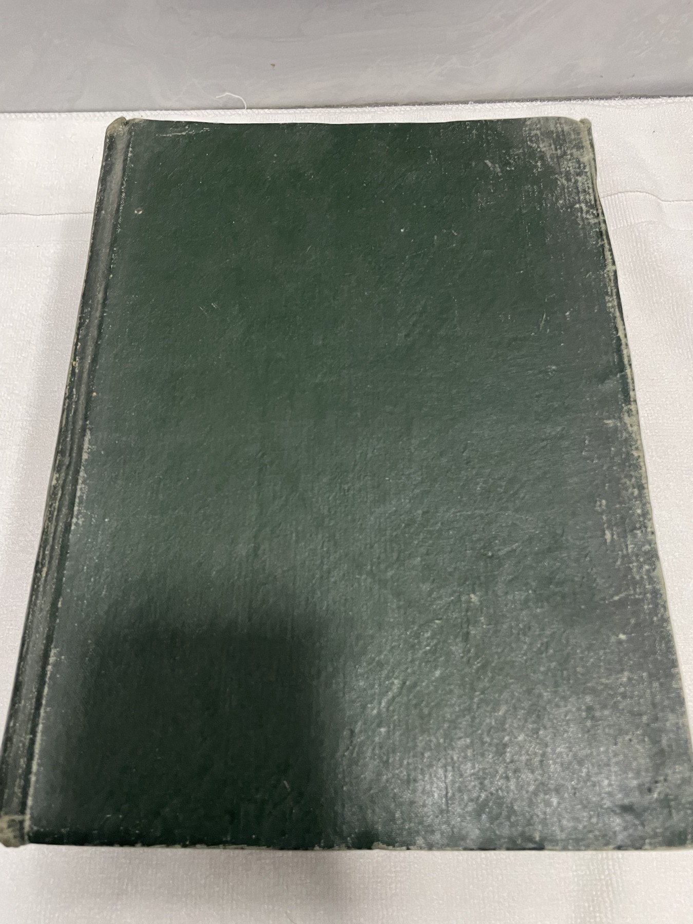 第21场钱币纸币小人书、连环画、瓷器专场 1961年红旗杂志半月刊，整年度1-24期集装订本，原汁原味，特惠上传