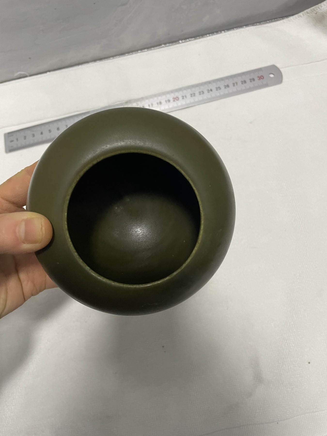 第21场钱币纸币小人书、连环画、瓷器专场 绿釉水盂一件，特惠上传