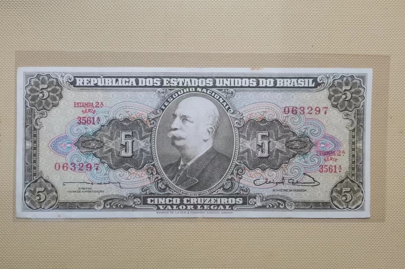 【易洋钱喜】第35场 国外纸币专场 巴西5克鲁塞罗，四张不同签名，通品好品相，年代为上世纪50-60年代