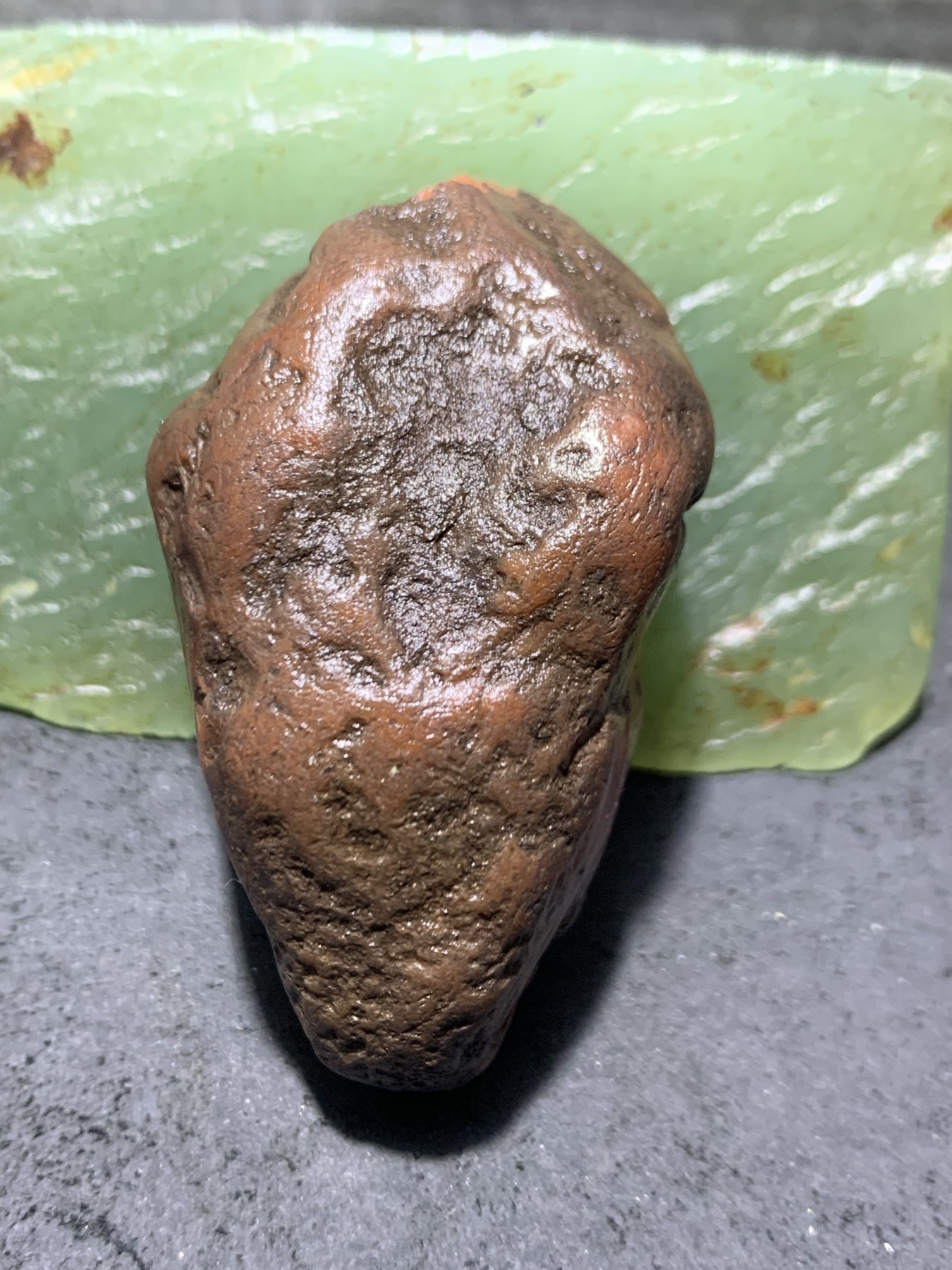 精美开窗铁皮南红玛瑙原石一颗