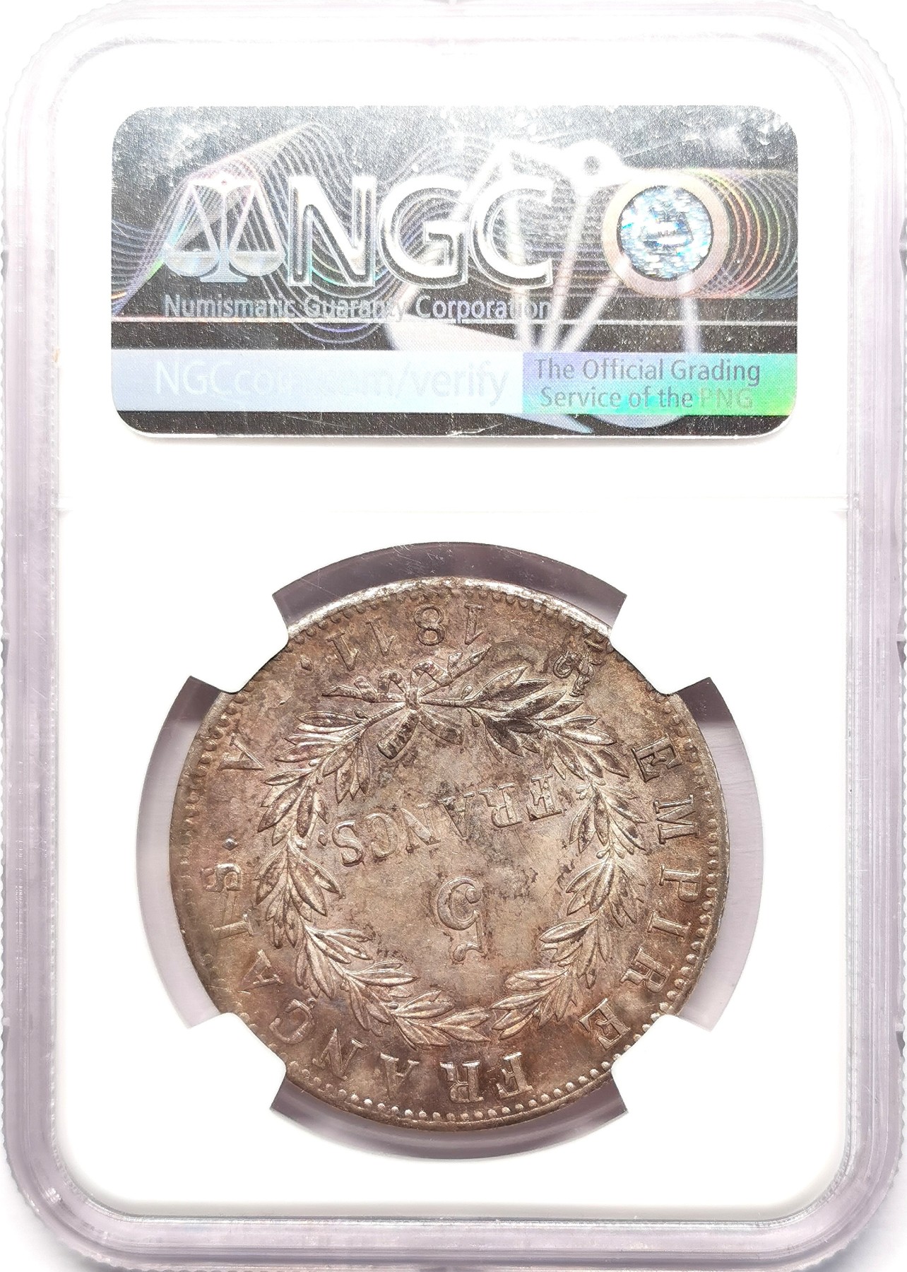 凡希社世界钱币微拍第二百五十八期 荐！1811A法国拿破仑桂冠像5法郎大银NGC-MS62，无论是地章还是高点都堪称完美，氧化形成的表面色差可能影响了分数评定，紫金彩，实物绝色！