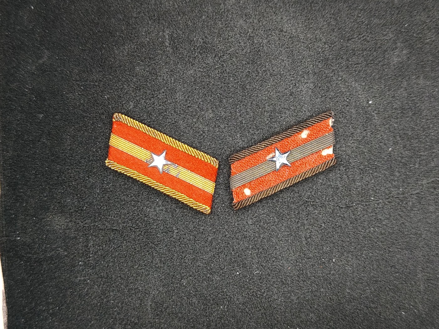 全场0元起拍 第125期 咸鱼国勋章拍卖专场 1月14日（周日）下午6：00开始 日本 陆军98式少尉领章两个