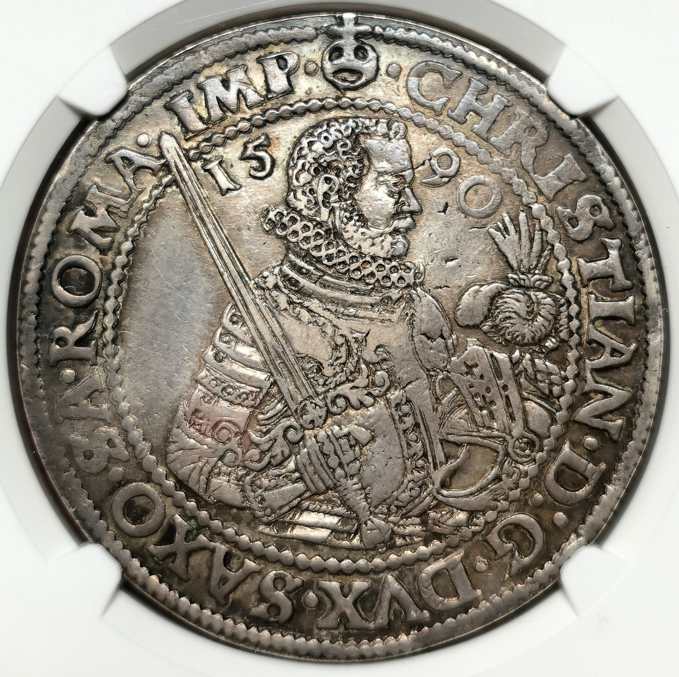 凡希社世界钱币微拍第二百五十八期 1590萨克森-阿伯丁克里斯蒂安执剑大型泰勒NGC-XFD 古朴厚重优美！