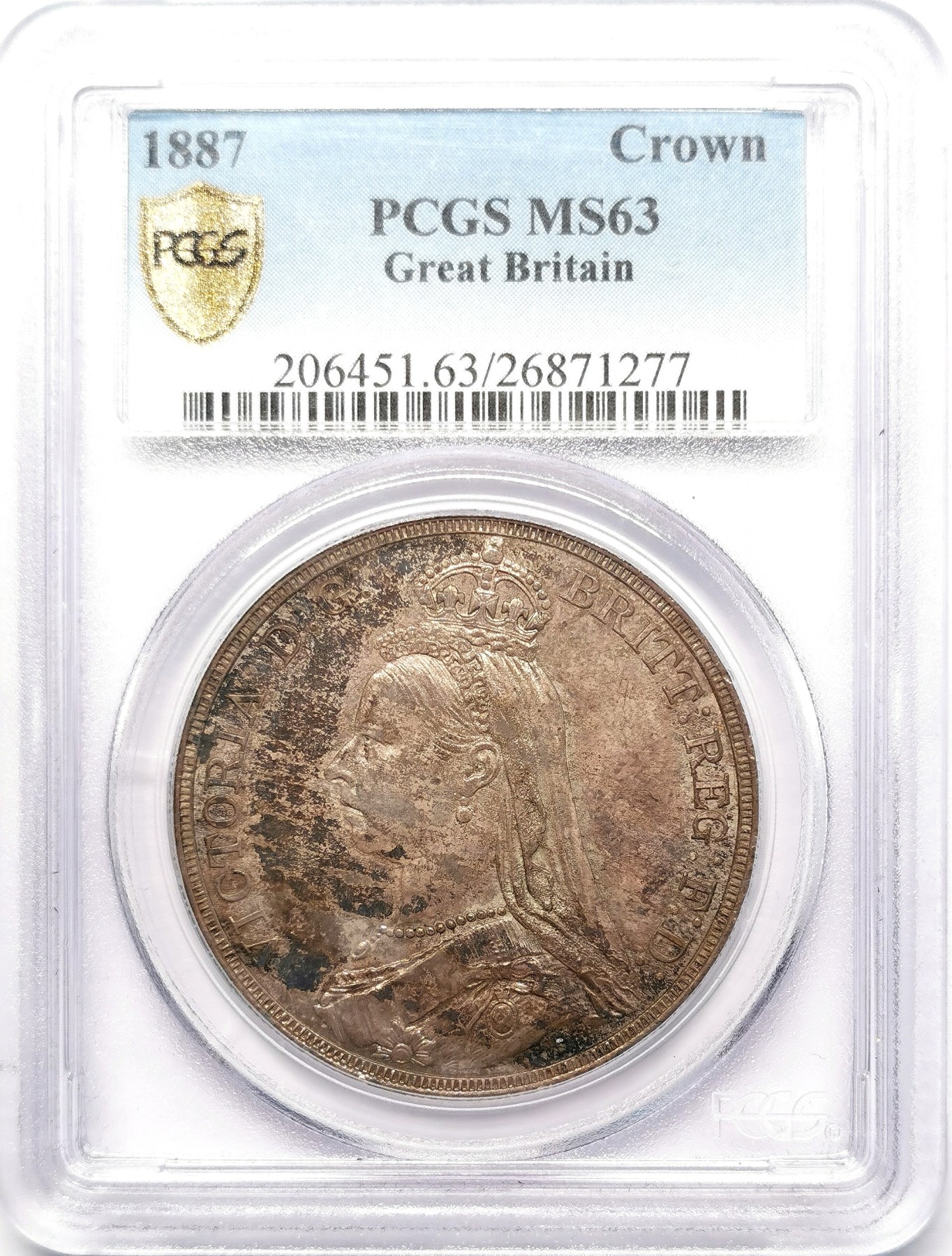 凡希社世界钱币微拍第二百五十八期 1887英国老维高冠马剑大银PCGS-MS63，五彩瑰丽，极其养眼的一枚！