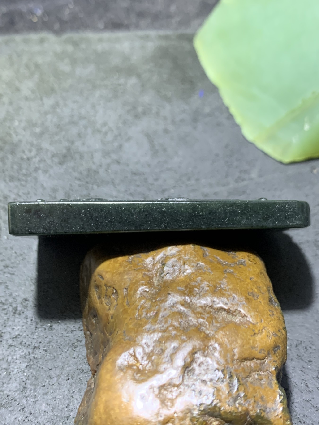 天然新疆和田青玉牧牛童子牌子一块，