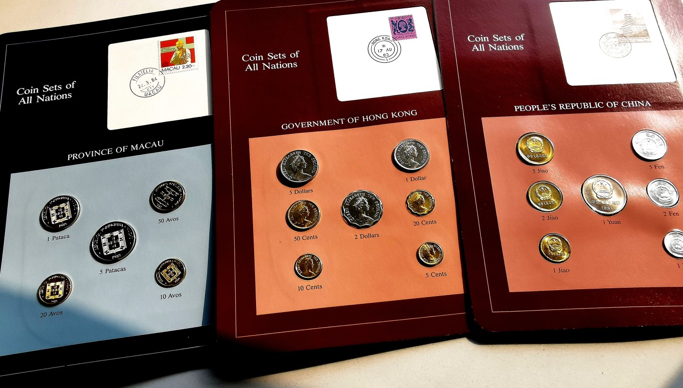 凡希社世界钱币微拍第二百五十八期 富兰克林造币厂各国流通套装172种五册豪华版！