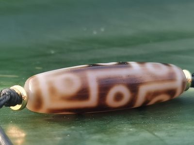 天珠拍卖壹场 九眼天珠