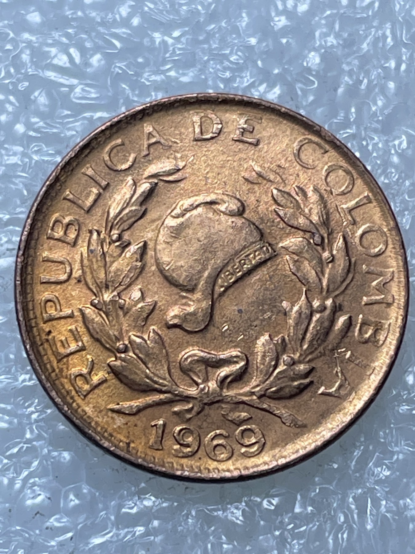 神仙姐姐散币好品专场第十五期（无佣金满邮自动发出 1969 年哥伦比亚 1 分