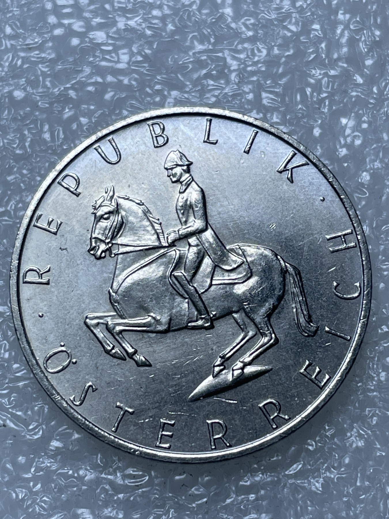 神仙姐姐散币好品专场第十五期（无佣金满邮自动发出 1997 年秘鲁奥地利 5 先令