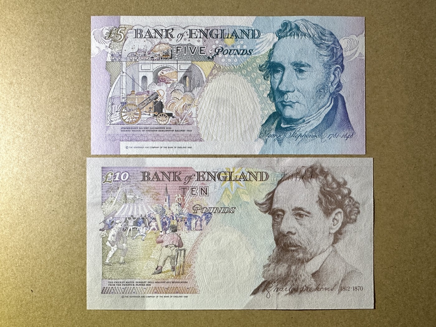 《张总收藏》134期-外币精品畅拍 英格兰5、10镑2张 UNC E序列 同签名皇冠版