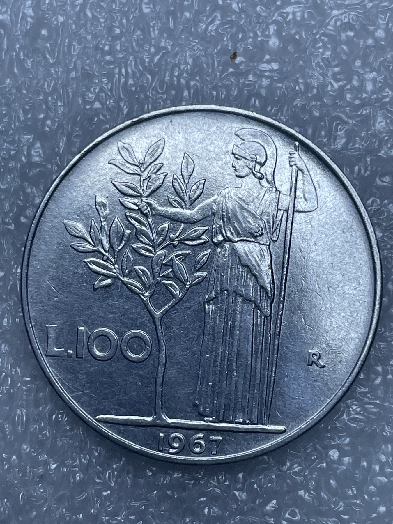 神仙姐姐散币好品专场第十五期（无佣金满邮自动发出 1967 年意大利 100 里拉