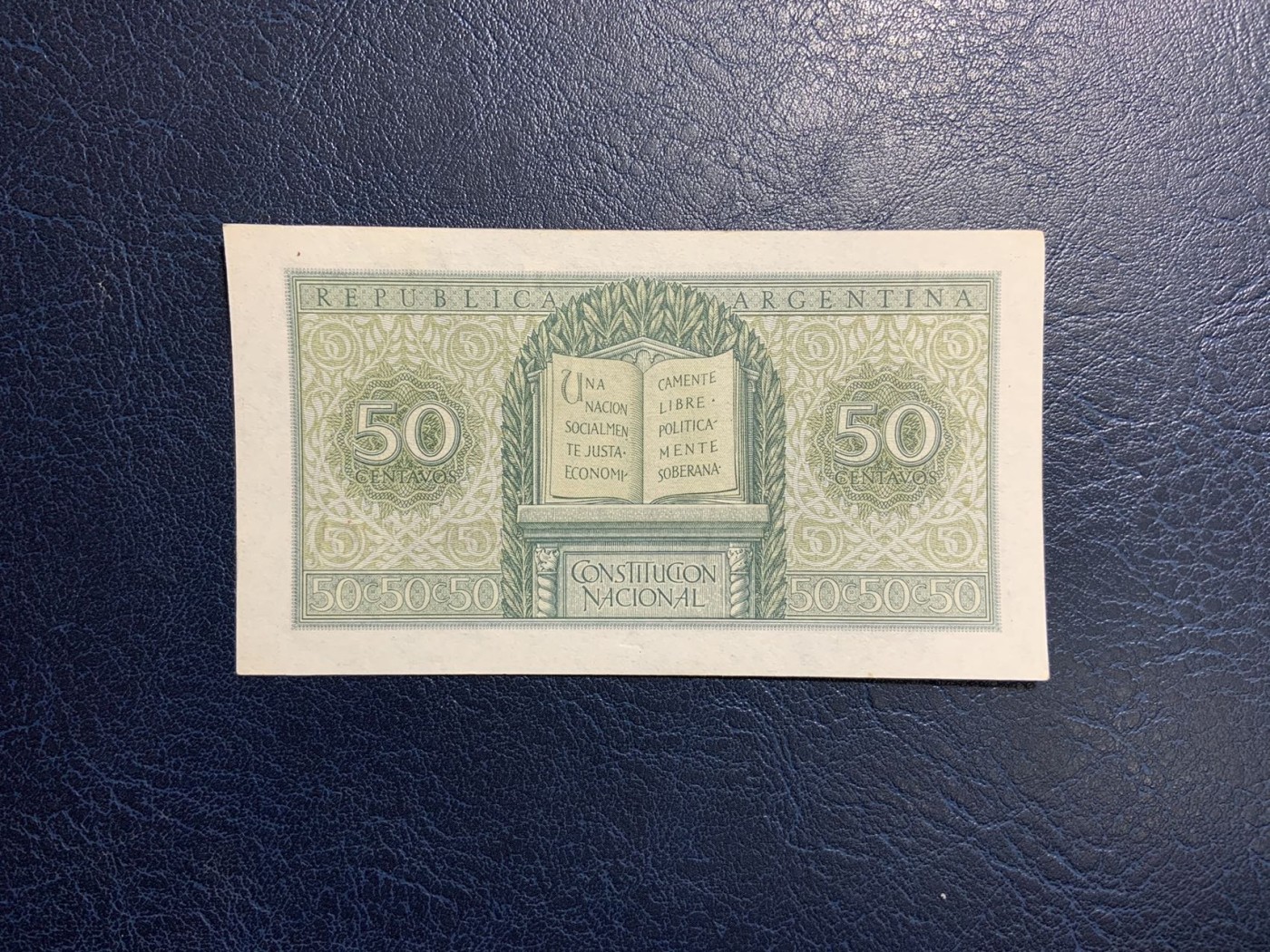 收藏联盟Quantum Auction 第318期拍卖  阿根廷1947年50分 品相UNC-   A序列 全程无4