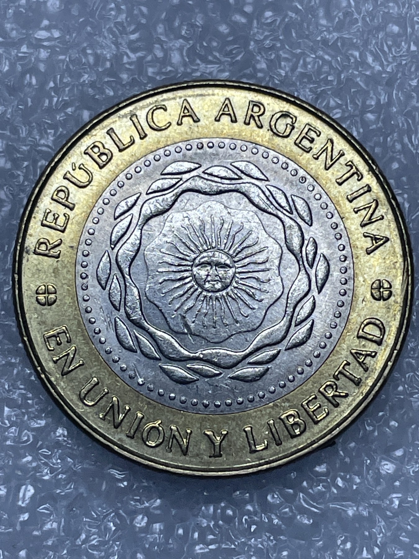 神仙姐姐散币好品专场第十五期（无佣金满邮自动发出 阿根廷 2 比索双色币