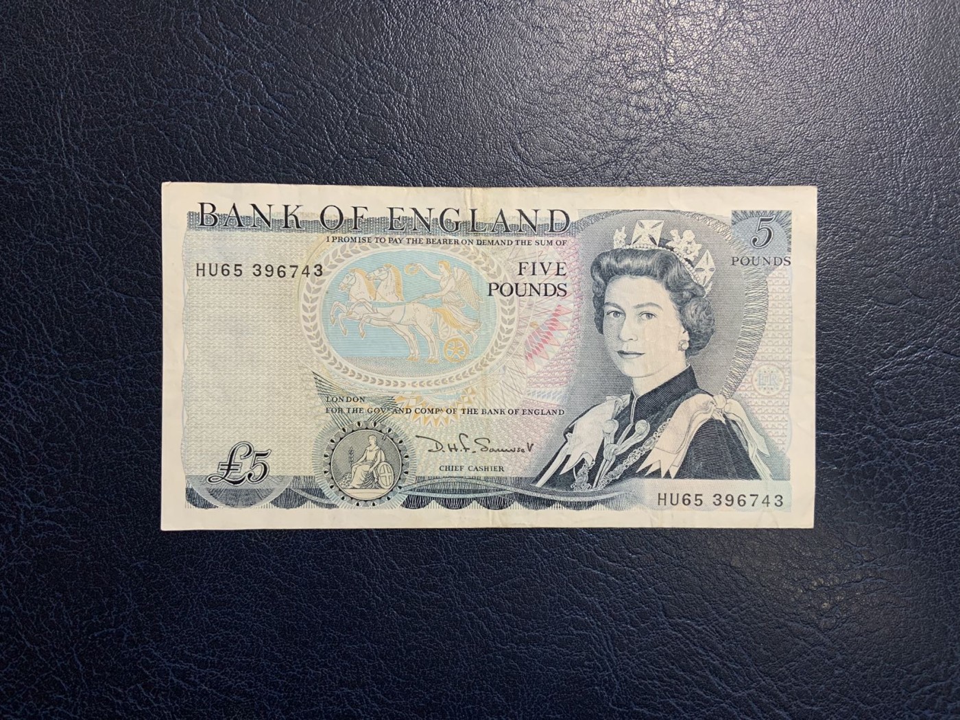 收藏联盟Quantum Auction 第318期拍卖  英国1981-88年5镑 非全新 品相如图 威灵顿公爵