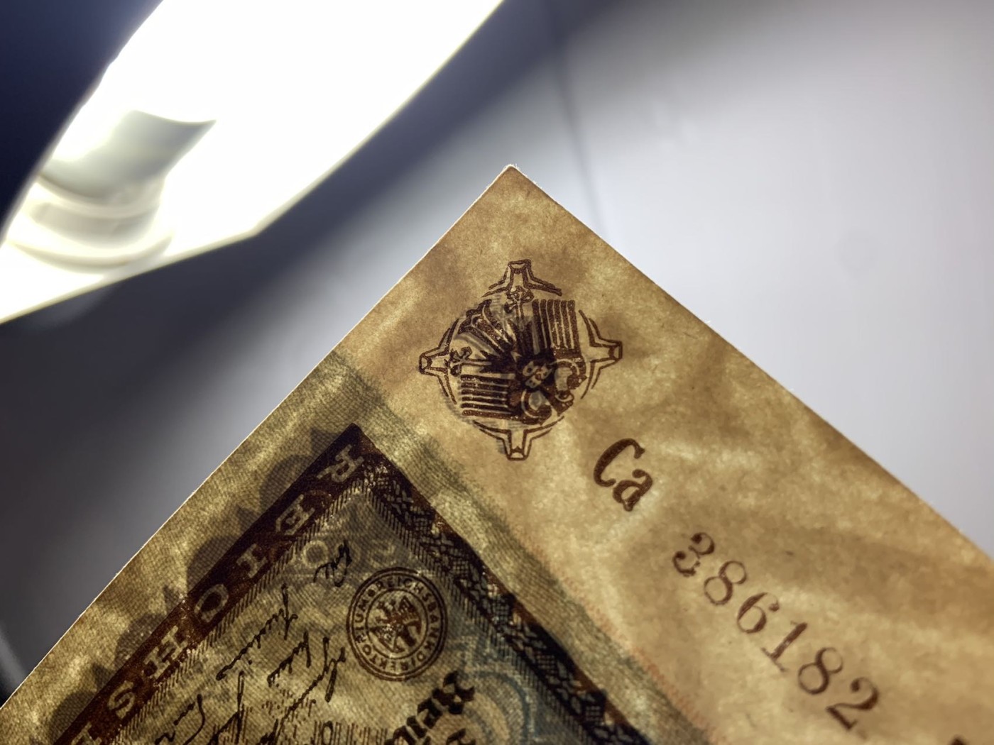 收藏联盟Quantum Auction 第318期拍卖  德国1922年5000马克 品相UNC 边角有瑕疵 丢勒名画