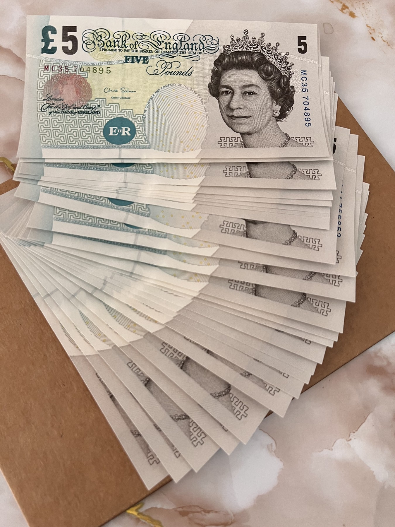 英国E序列5镑纸币
