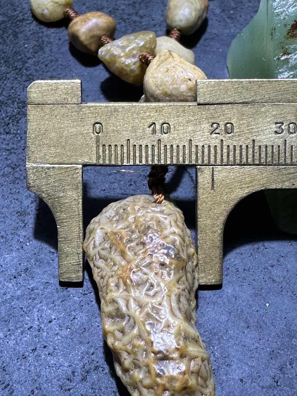 精美戈壁老料筋脉石原石项链一条！