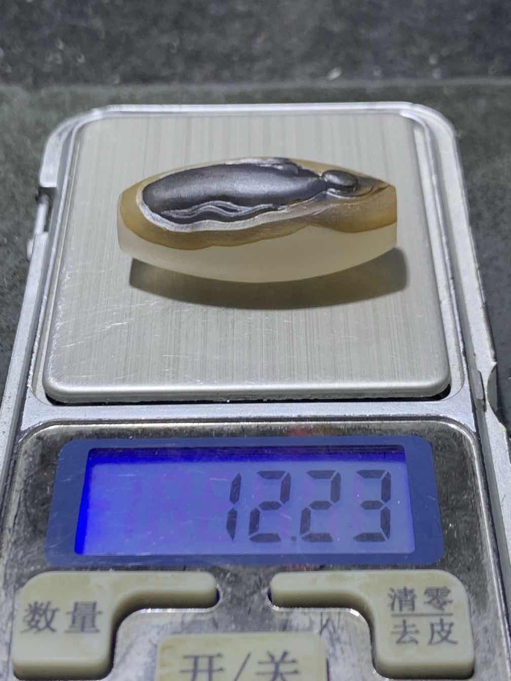 精美亚光高玉化冰飘巴西玛瑙手工俏色巧雕无相佛桶珠一个！