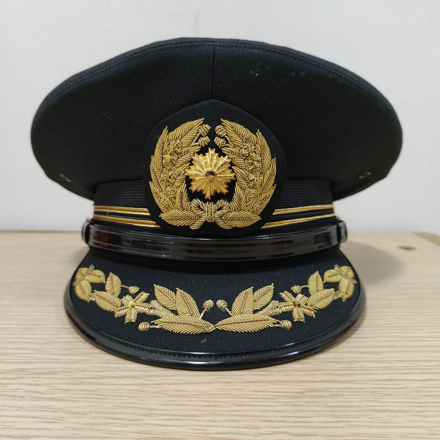 全场0元起拍 第126期 咸鱼国勋章拍卖专场 1月17日（周三）下午6：00开始 日本警察 高阶警视 礼服大檐帽