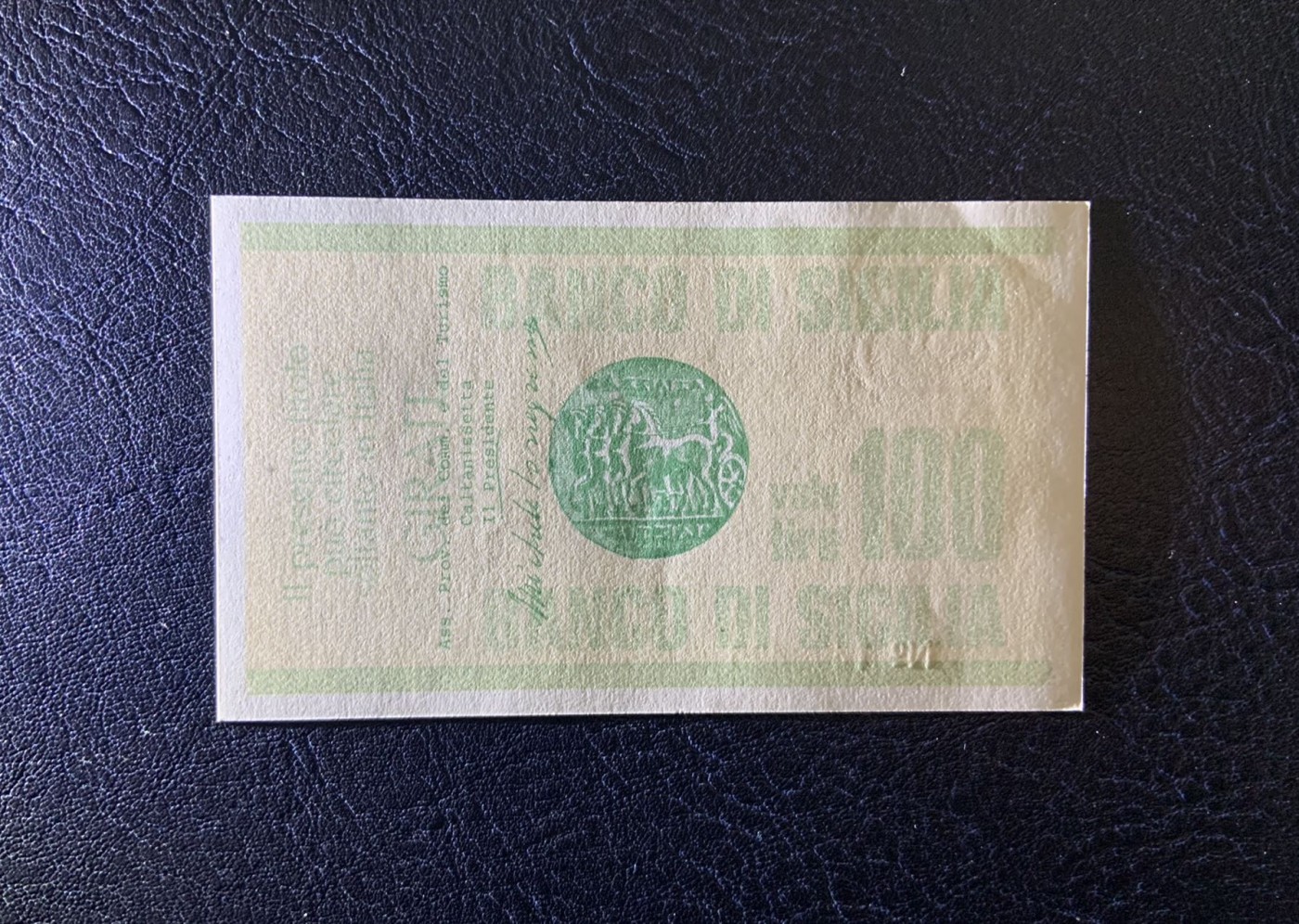 收藏联盟Quantum Auction 第319期拍卖  意大利西西里岛1977年100里拉紧急币 品相UNC 角有瑕疵