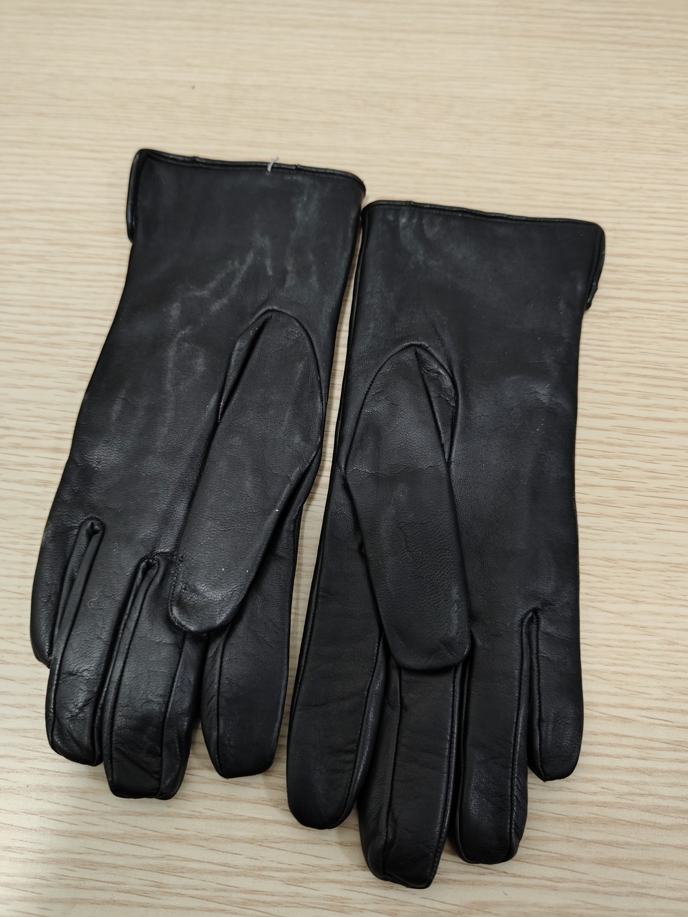 全场0元起拍 第126期 咸鱼国勋章拍卖专场 1月17日（周三）下午6：00开始 s码 东德陆军皮手套