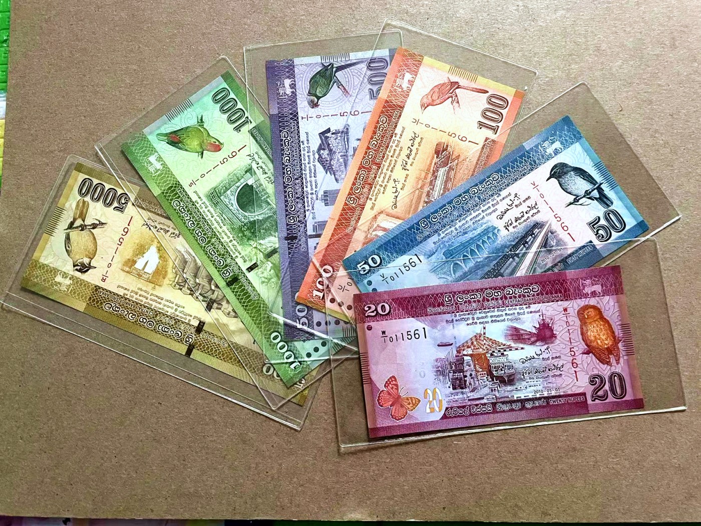 【Blue Auction】✨世界纸币精拍第421期【精】 【一组6张 首发冠11561小号全同套】斯里兰卡 2010年20-1000卢比 全新UNC