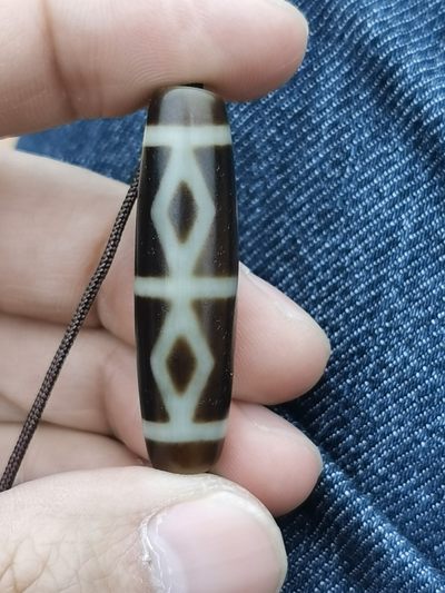 天珠拍卖壹场 台湾金刚杵六眼天珠