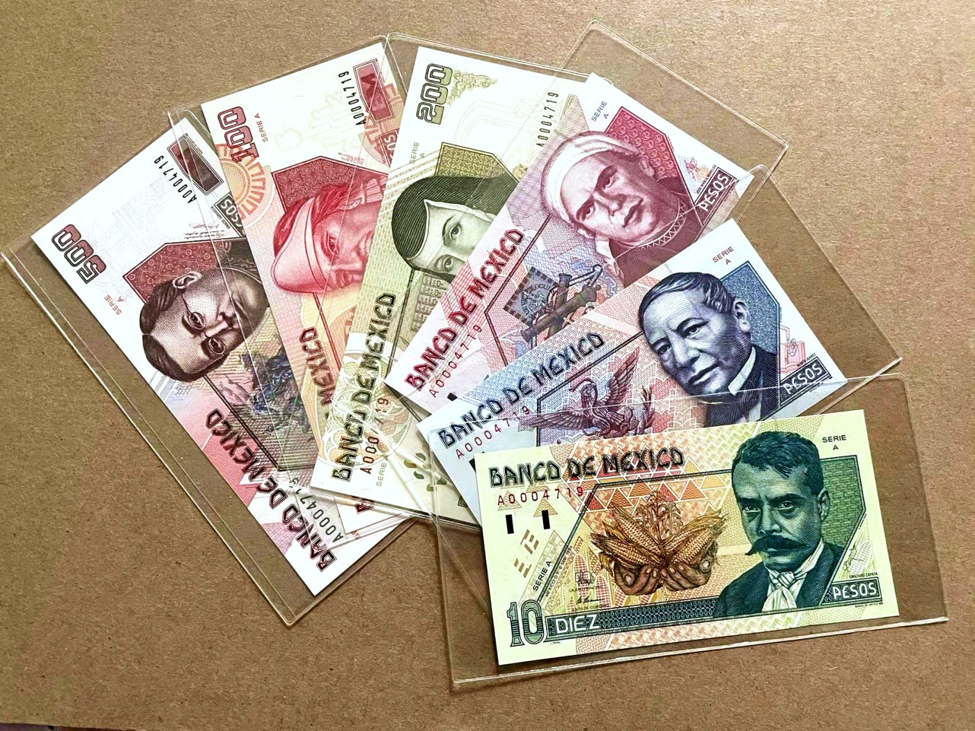 【Blue Auction】✨世界纸币精拍第421期【精】 【一组6张 A冠4719小号全同套】墨西哥 2000年10-500比索 全新UNC