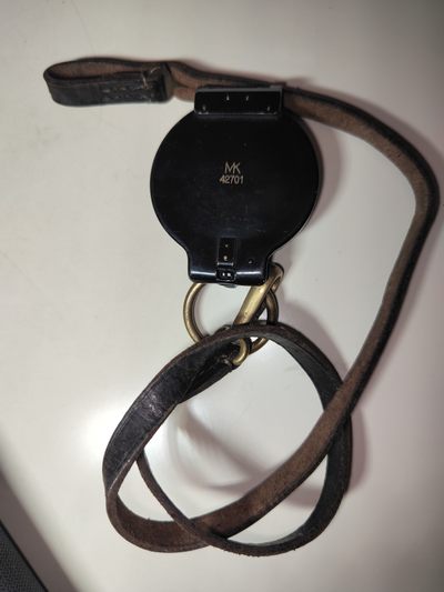 回流阁拍卖（第十期） - 德国战时空军腰扣式指南针（正常使用无问题）