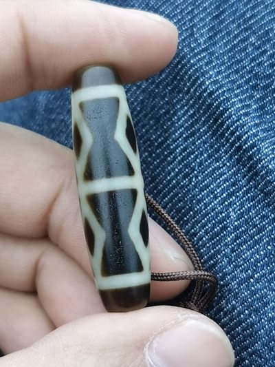 天珠拍卖壹场 台湾金刚杵六眼天珠