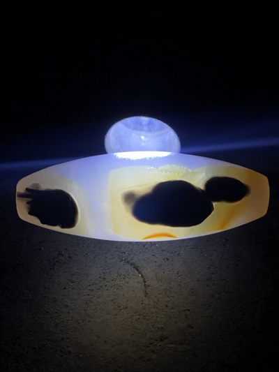 精美亚光高玉化巴西玛瑙手工俏色巧雕一心向佛，禅字桶珠一个！ 精美亚光高玉化巴西玛瑙手工俏色巧雕一心向佛，禅字桶珠一个！