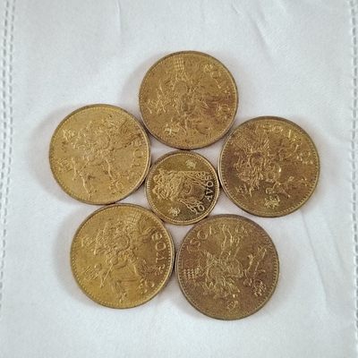 240115 - 澳门钱币一组6枚，保真随机发货