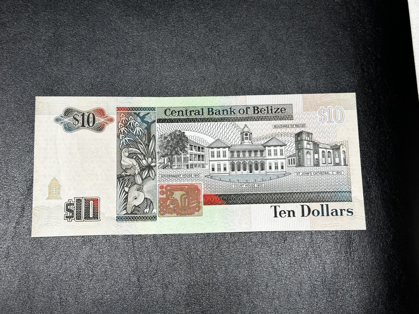 《外钞收藏家》第三百三十二期 加勒比四国专场（伯利兹/巴哈马/巴巴多斯/开曼） 伯利兹1996年10元（P59） 全新UNC