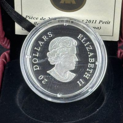 康怡轩钱币【图瓦卢+匈牙利+加拿大+白俄罗斯 纪念币专场】第251006期  2011年加拿大发行雪花20加元镶施华洛世奇水晶精制纪念银币-蓝色