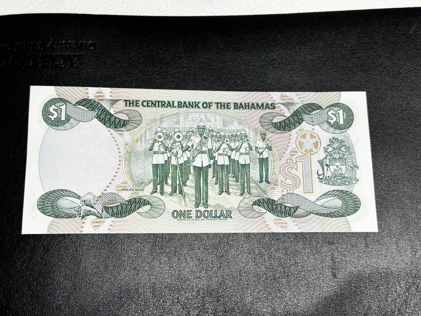 《外钞收藏家》第三百三十二期 加勒比四国专场（伯利兹/巴哈马/巴巴多斯/开曼） 巴哈马1984年1元（P43） 全新UNC