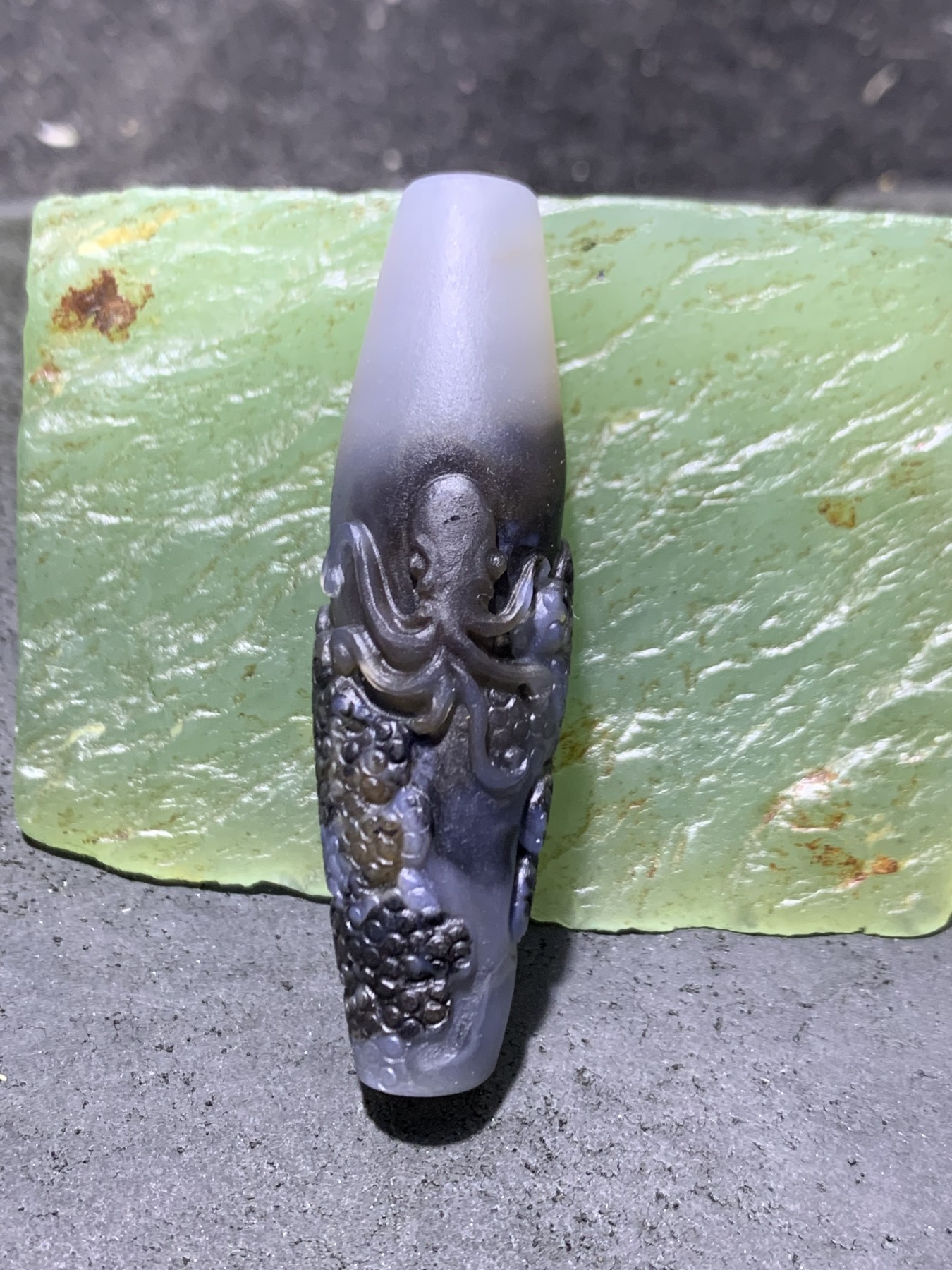 精美亚光高玉化巴西玛瑙手工俏色巧雕海底世界吊坠（把件）一个！