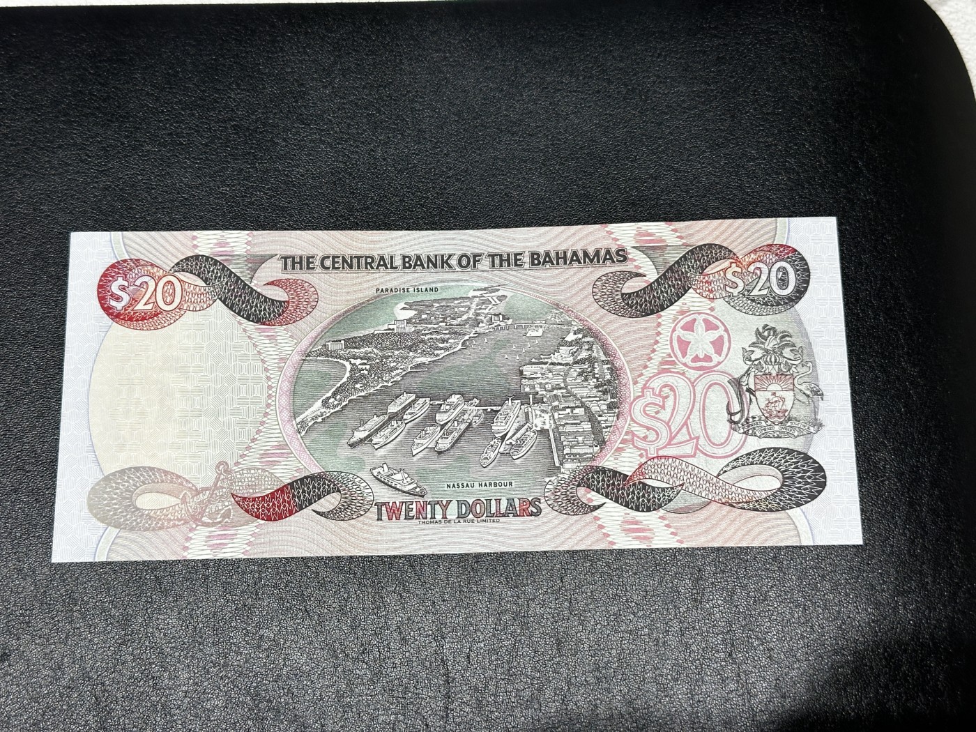 《外钞收藏家》第三百三十二期 加勒比四国专场（伯利兹/巴哈马/巴巴多斯/开曼） 巴哈马1997年20元（P65） 全新UNC