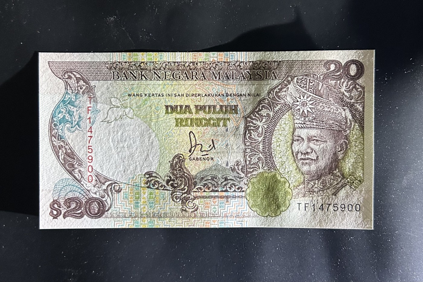 【丑猫0121】今晚六点半，自动快拍 89版马来西亚20金线版