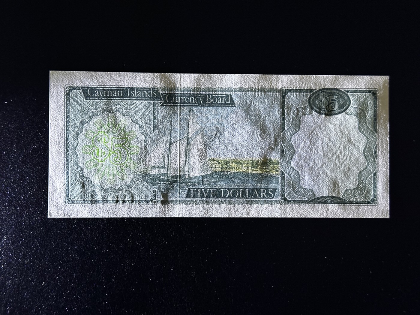 《外钞收藏家》第三百三十二期 加勒比四国专场（伯利兹/巴哈马/巴巴多斯/开曼） 开曼群岛1974年5元（P6） 全新UNC