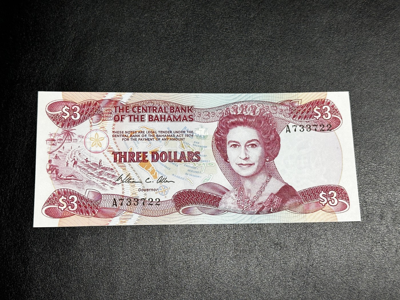 《外钞收藏家》第三百三十二期 加勒比四国专场（伯利兹/巴哈马/巴巴多斯/开曼） 巴哈马1984年3元（P44） 全新UNC